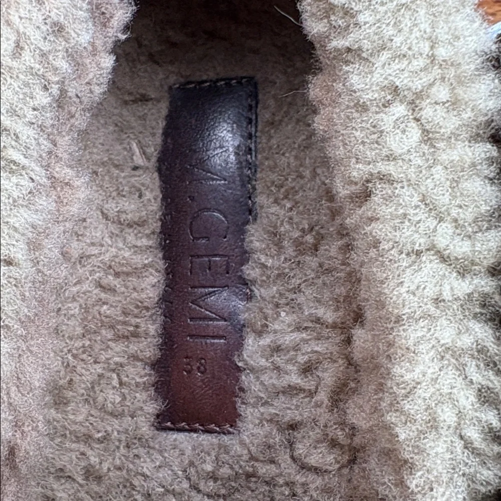 M Gemi sneakers slip on brown suede tan sherpa lined Italian EU 38 US 7.5 cozy